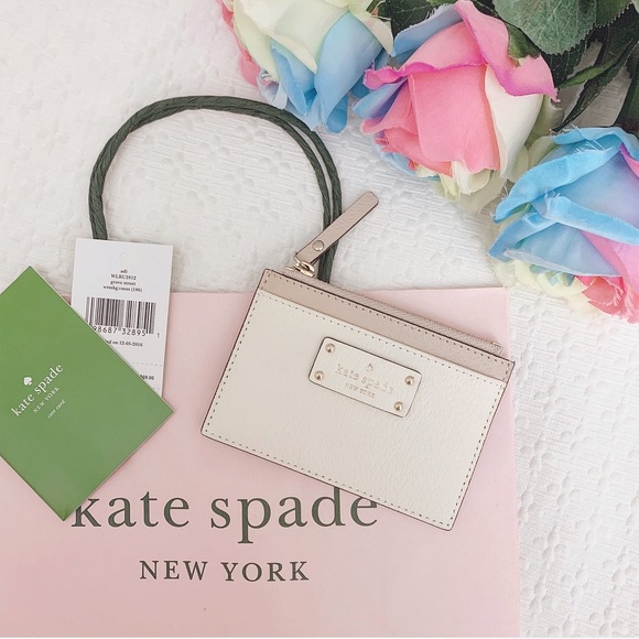 kate spade Handbags - BNWT Kate Spade card holder wallet coin purse